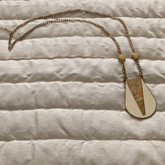 Jewelry - Costume Necklace